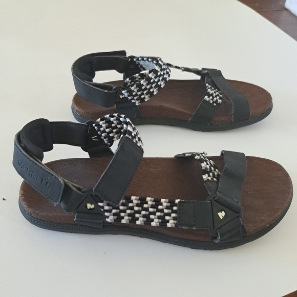Women's Merrell Brand Sandals With Backstrap - Picture 2 of 11